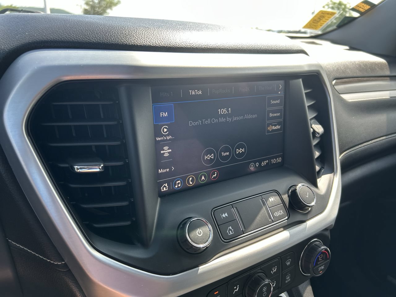 Used 2021 GMC Acadia SLT w/ Elevation Edition AWD/4WD image 28