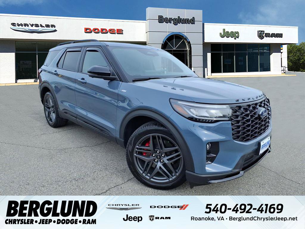 Used 2025 Ford Explorer ST-Line w/ Premium Package