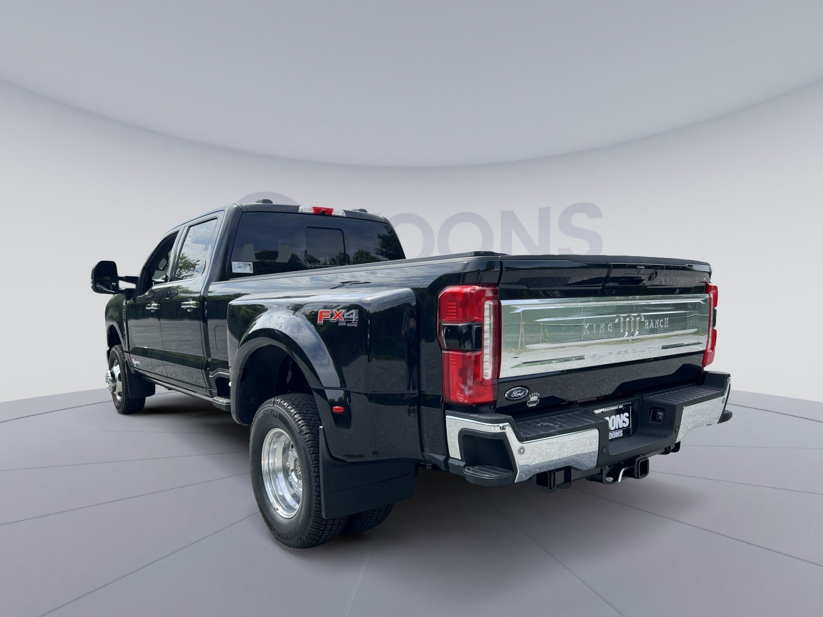 New 2026 Ford F350 King Ranch w/ Chrome Package AWD/4WD image 4