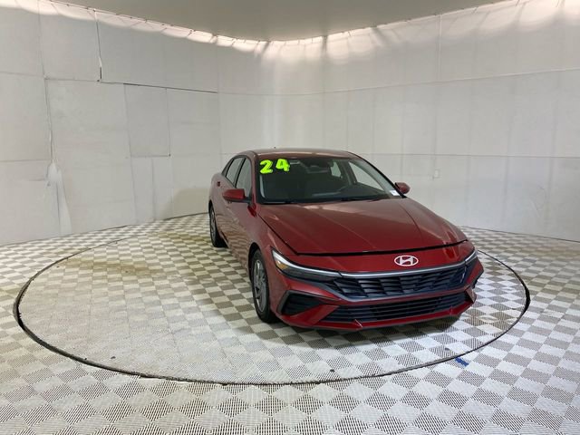 Used 2024 Hyundai Elantra SEL FWD video 1