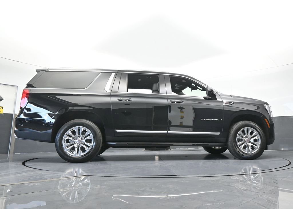 Used 2025 GMC Yukon XL Denali AWD/4WD image 72
