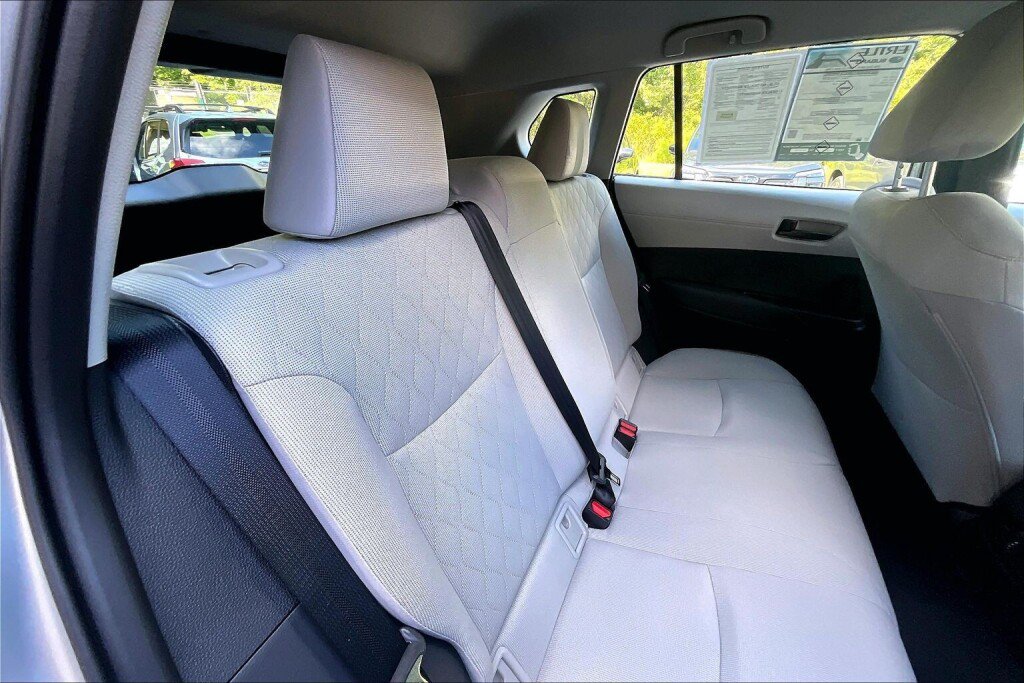 Used 2026 Toyota Corolla Cross L FWD image 15