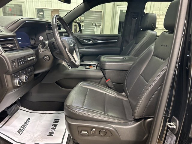 Used 2022 GMC Yukon Denali w/ Max Trailering Package image 10