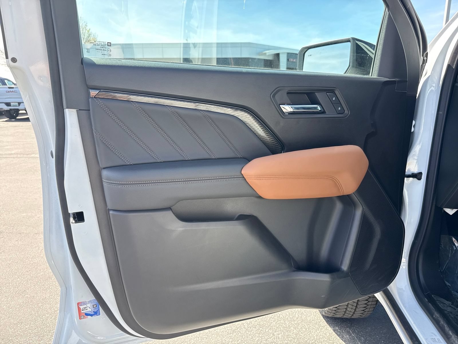New 2026 GMC Canyon AT4 AWD/4WD image 22