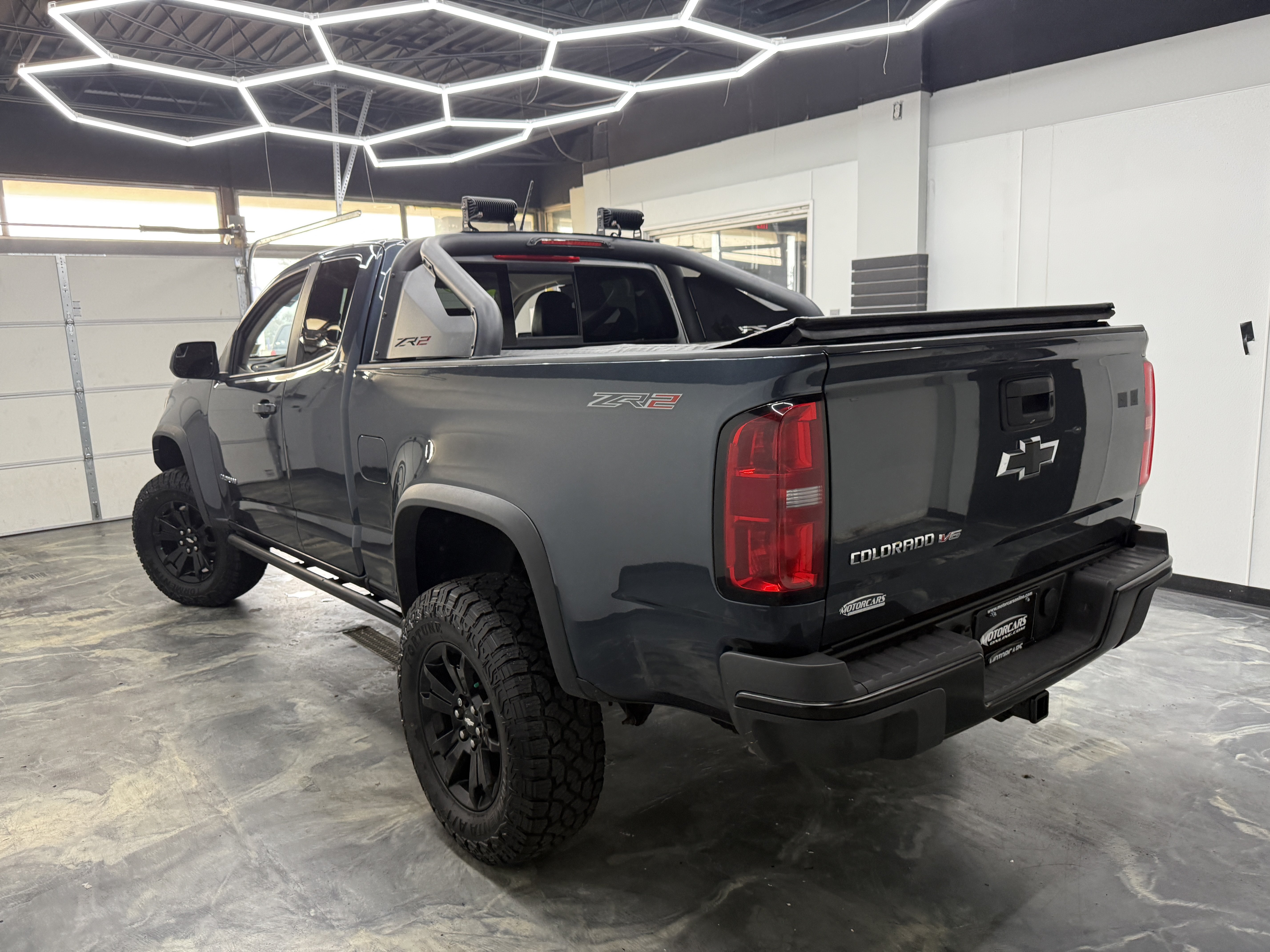 Used 2019 Chevrolet Colorado ZR2 w/ ZR2 Dusk Special Edition AWD/4WD image 3