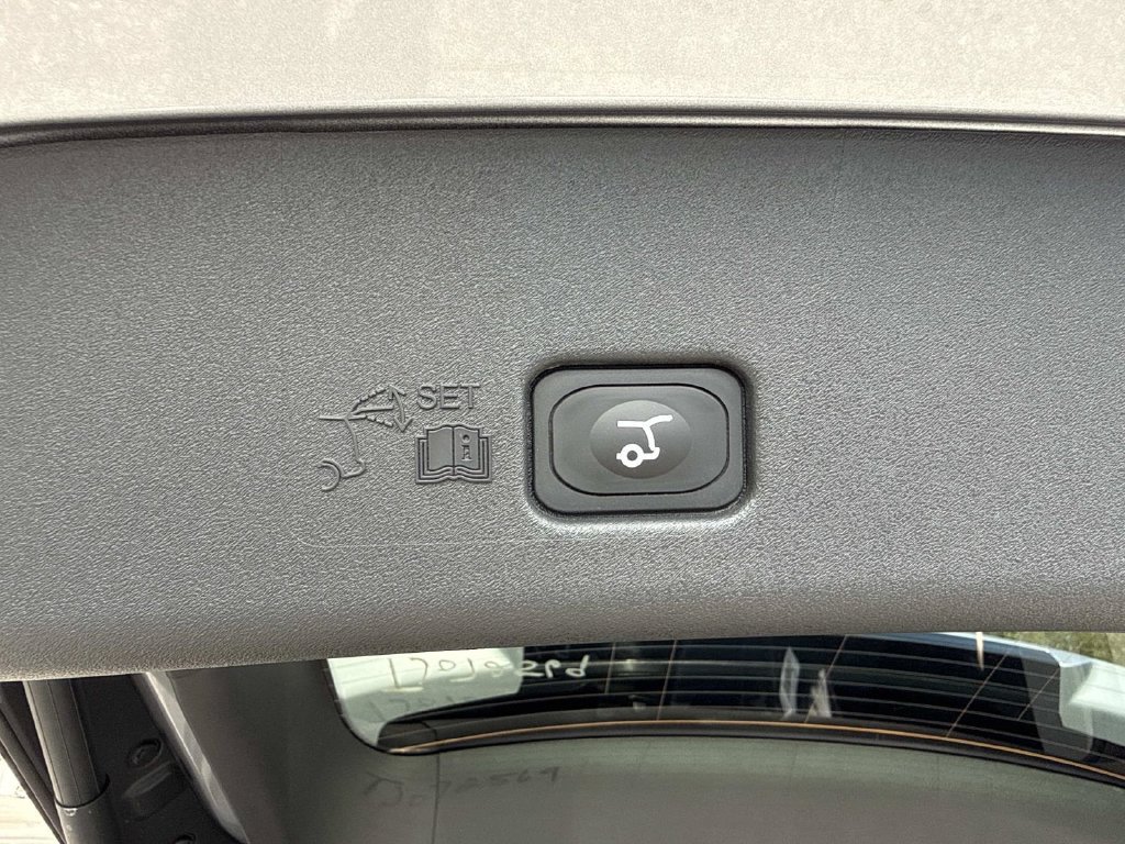 New 2026 Lincoln Nautilus Premier AWD/4WD image 12