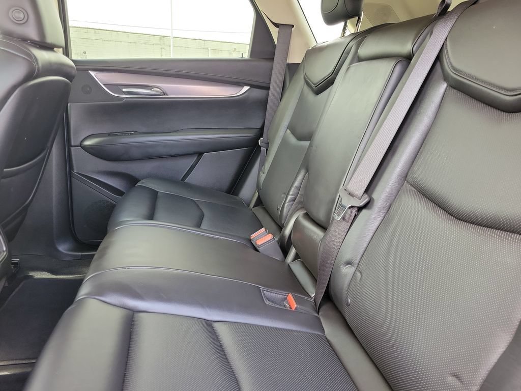 Used 2017 Cadillac XT5 Premium Luxury w/ Driver Assist Package AWD/4WD image 12