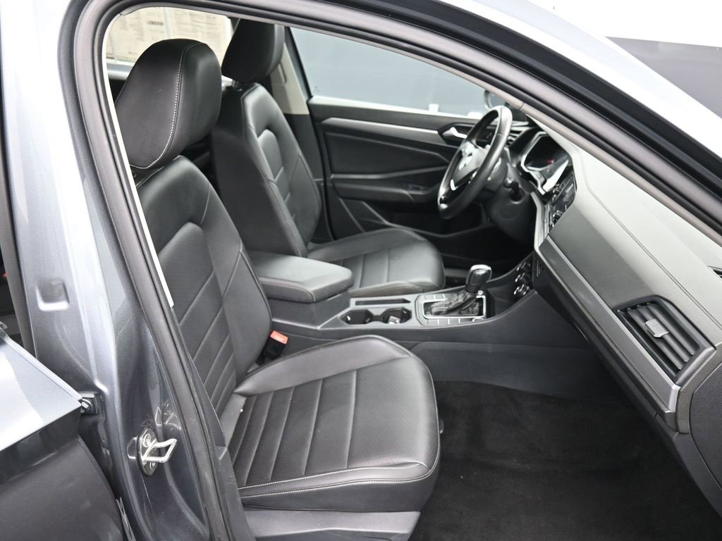 Used 2021 Volkswagen Jetta S image 25