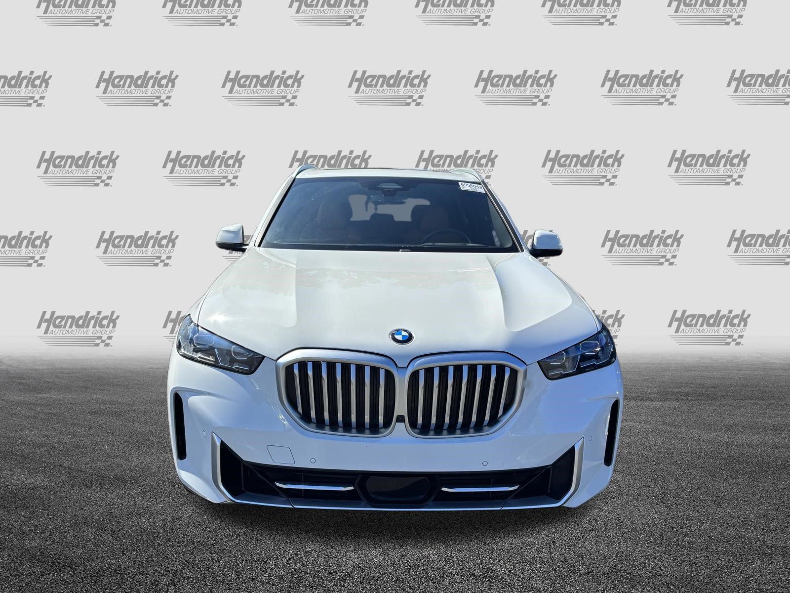 Certified 2025 BMW X5 sDrive40i w/ Premium Package RWD image 3