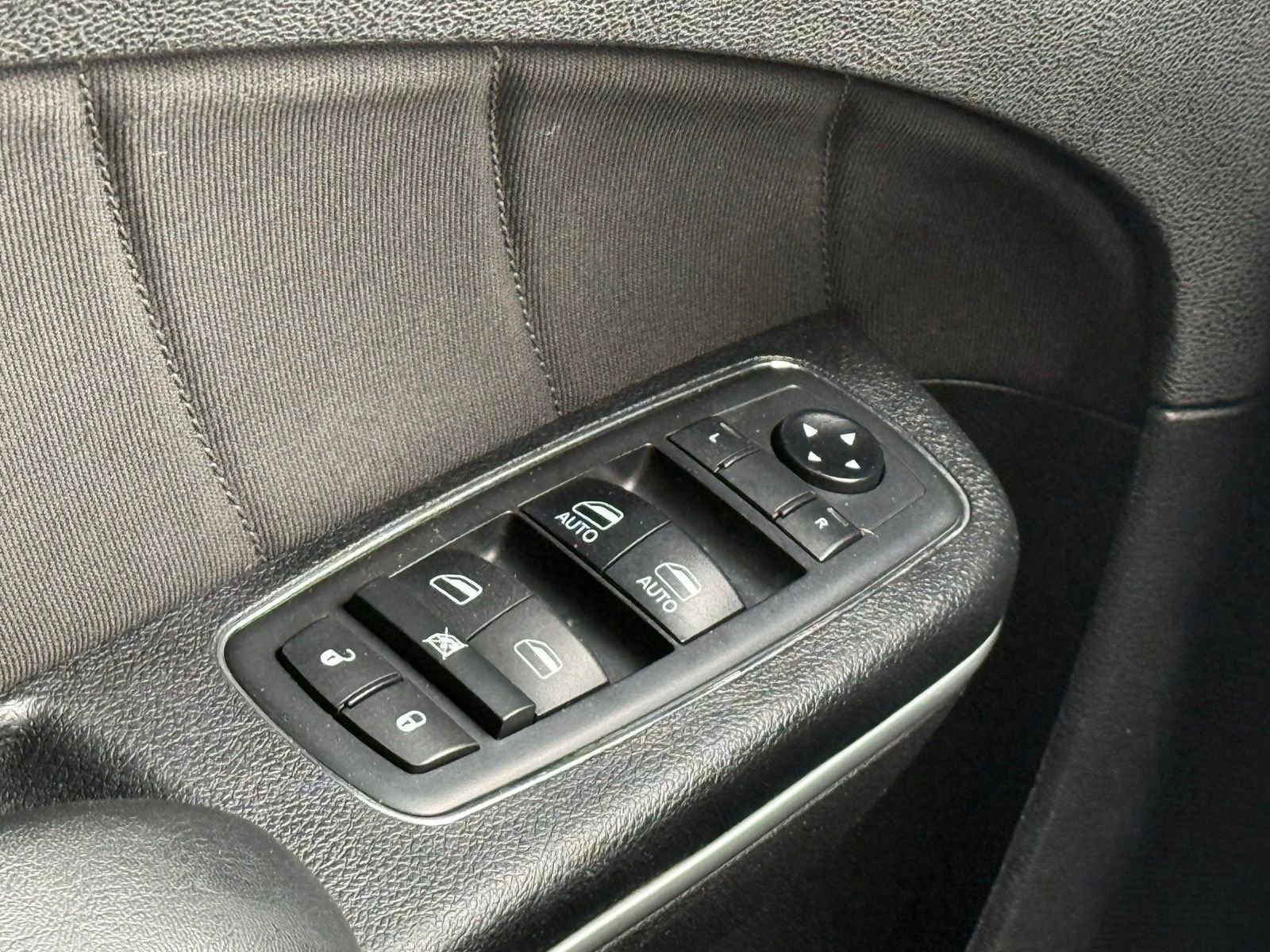 Used 2019 Dodge Charger R/T image 33