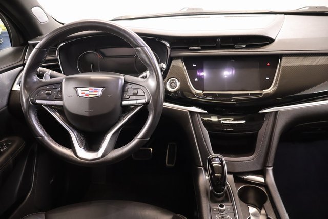 Used 2023 Cadillac XT6 Sport AWD/4WD image 16