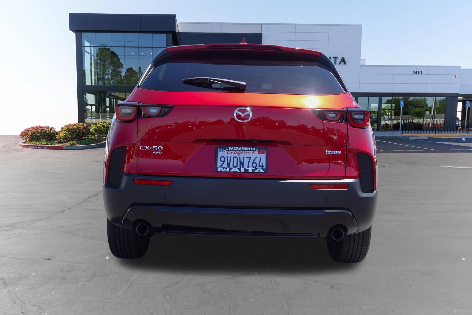 Used 2025 MAZDA CX-50 AWD 2.5 Hybrid w/ Premium Pkg image 5