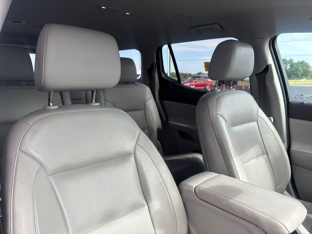 Used 2019 GMC Acadia SLT FWD image 17