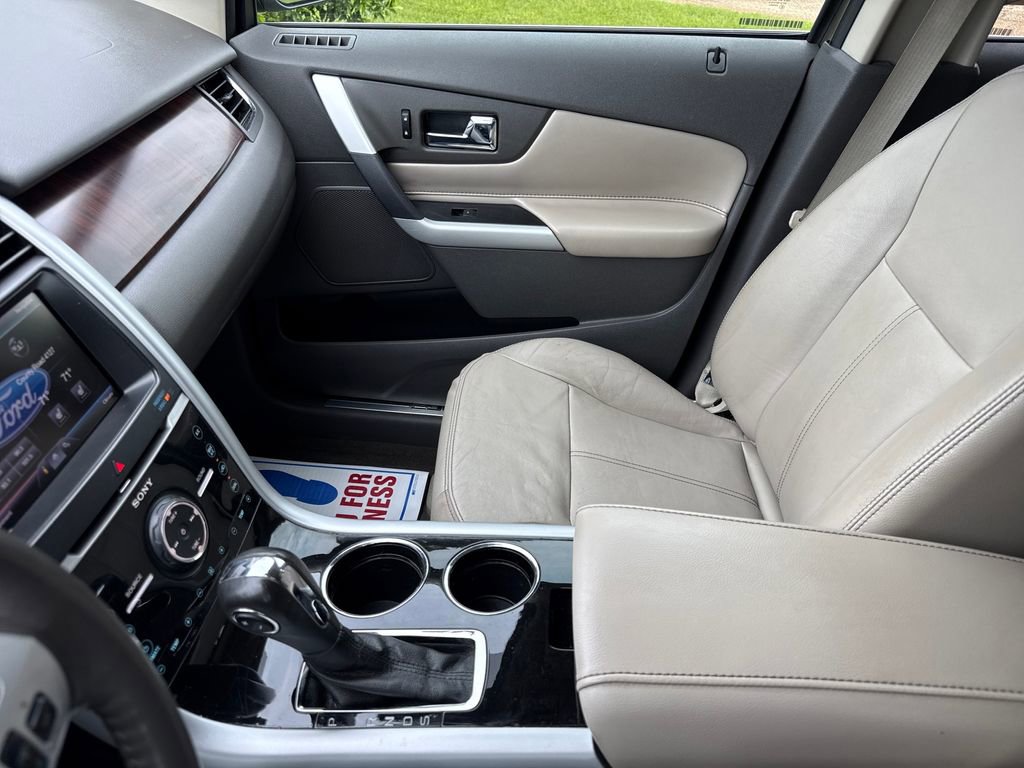 Used 2013 Ford Edge Limited FWD image 34