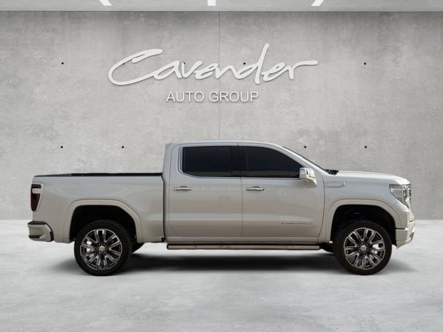 Used 2024 GMC Sierra 1500 Denali w/ Denali Reserve Package AWD/4WD image 17