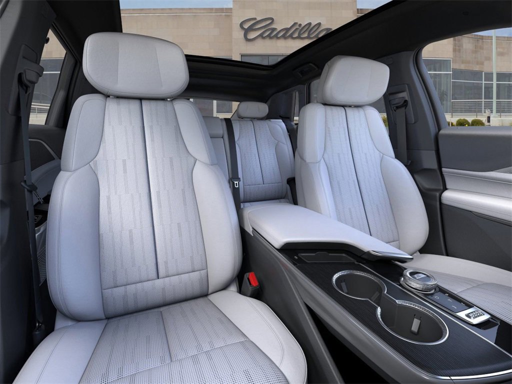 New 2026 Cadillac Lyriq Luxury image 16