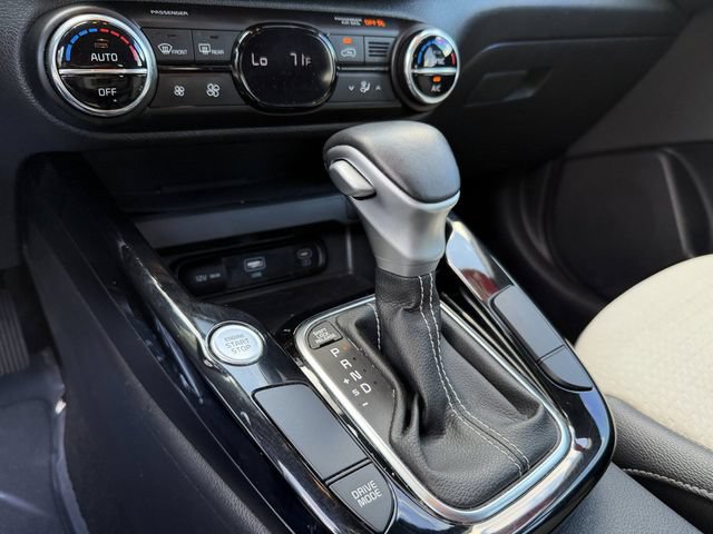 Certified 2024 Kia Soul GT-Line FWD image 22