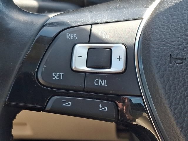 Used 2017 Volkswagen Passat 1.8T SE w/ SE Lighting Package FWD image 21
