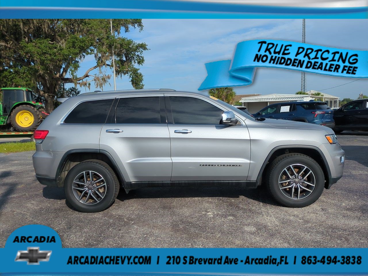 Used 2019 Jeep Grand Cherokee Limited AWD/4WD image 3