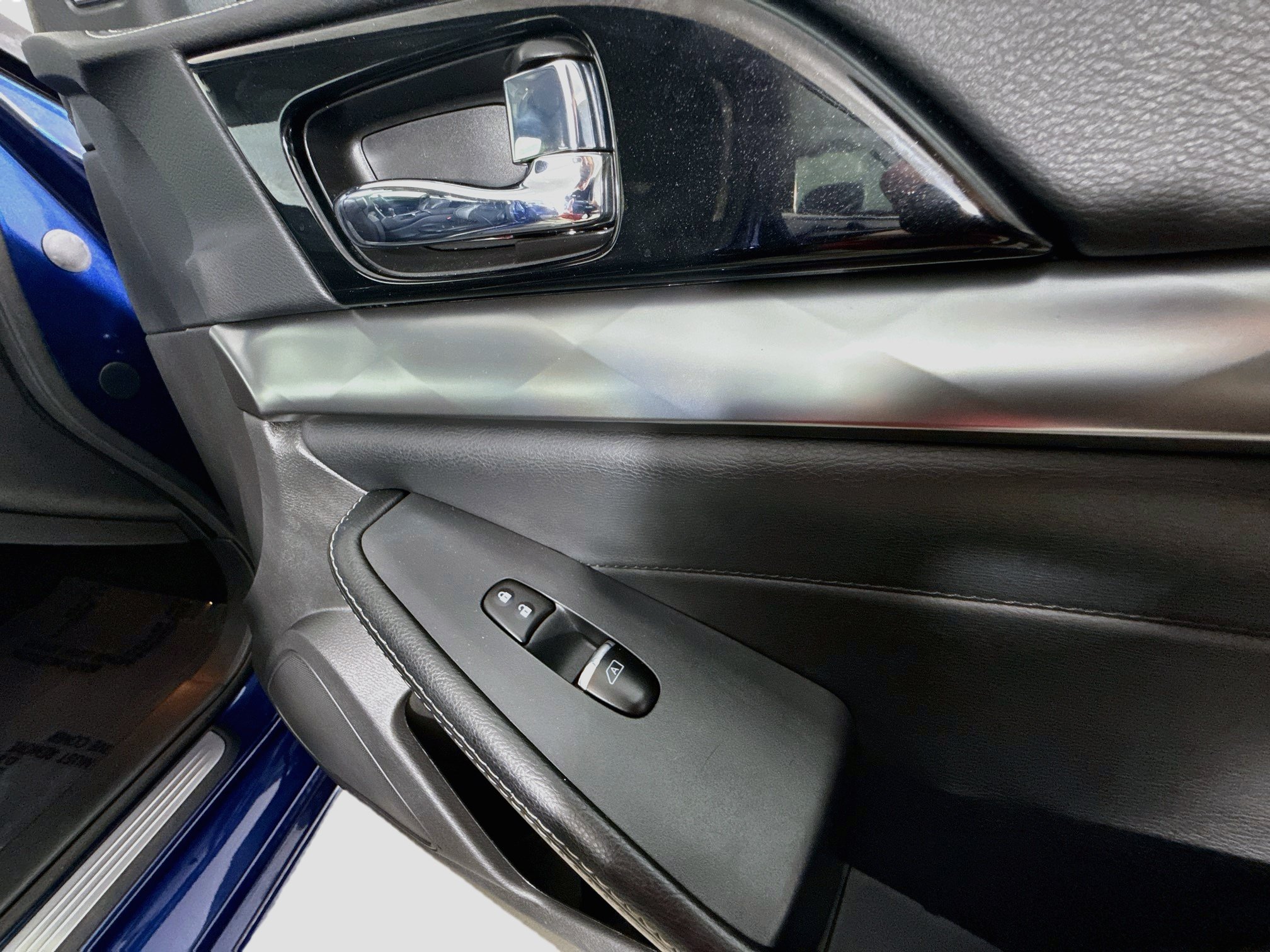 Used 2023 Nissan Maxima SL FWD image 31