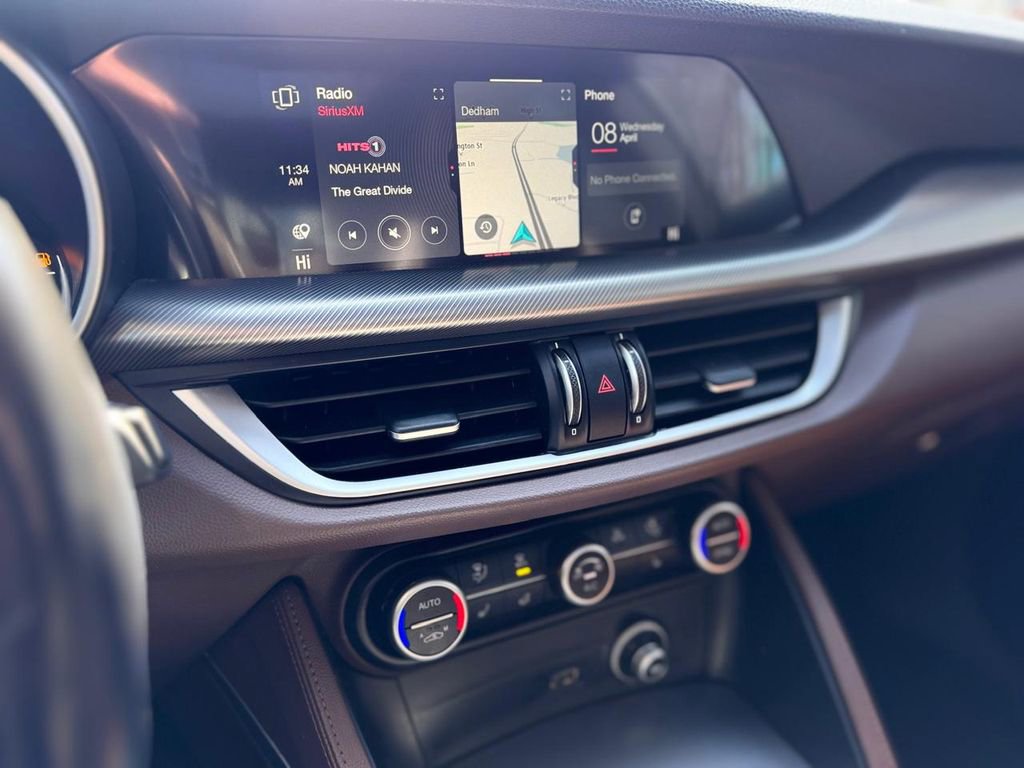 Used 2021 Alfa Romeo Stelvio Ti Sport image 16