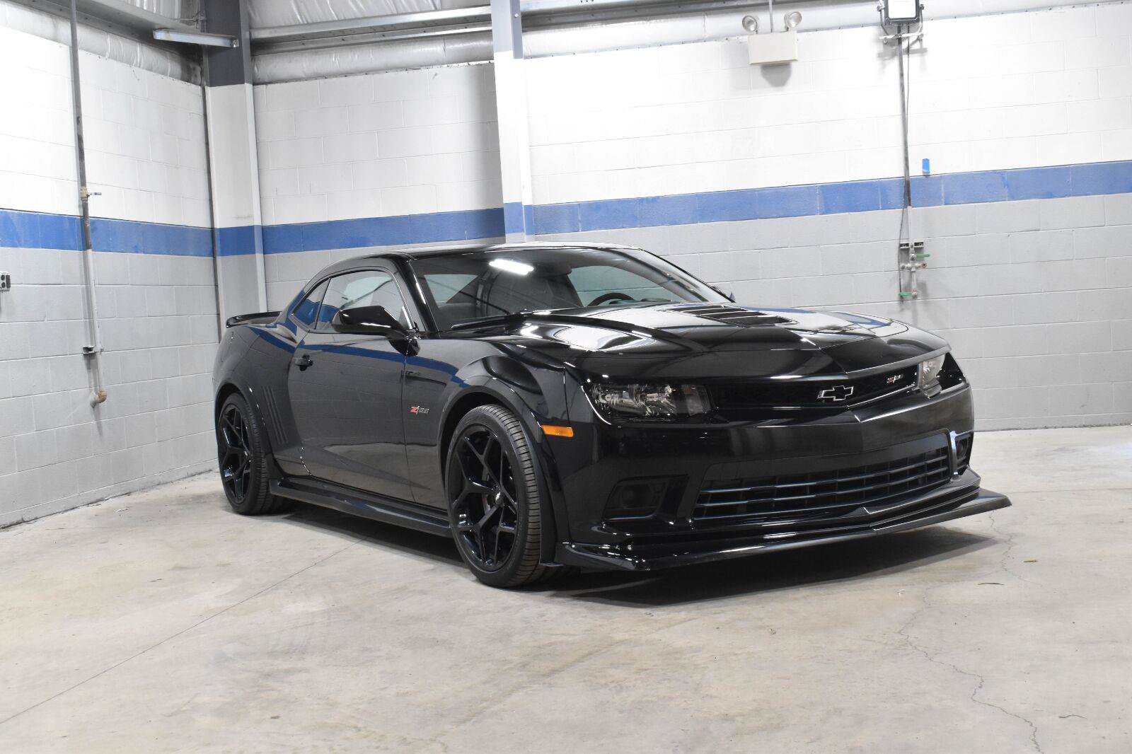 Used 2015 Chevrolet Camaro Z/28 RWD image 22