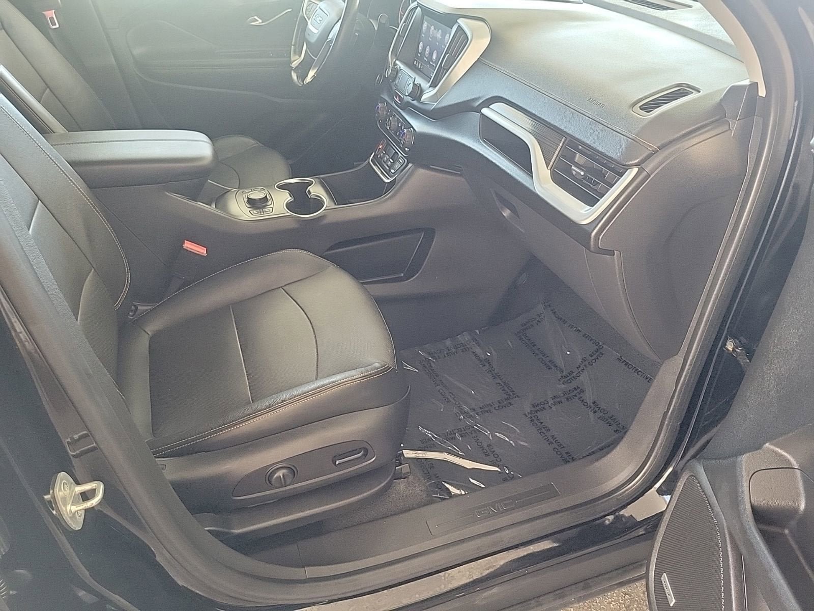 Used 2020 GMC Terrain SLT w/ Preferred Package AWD/4WD image 12