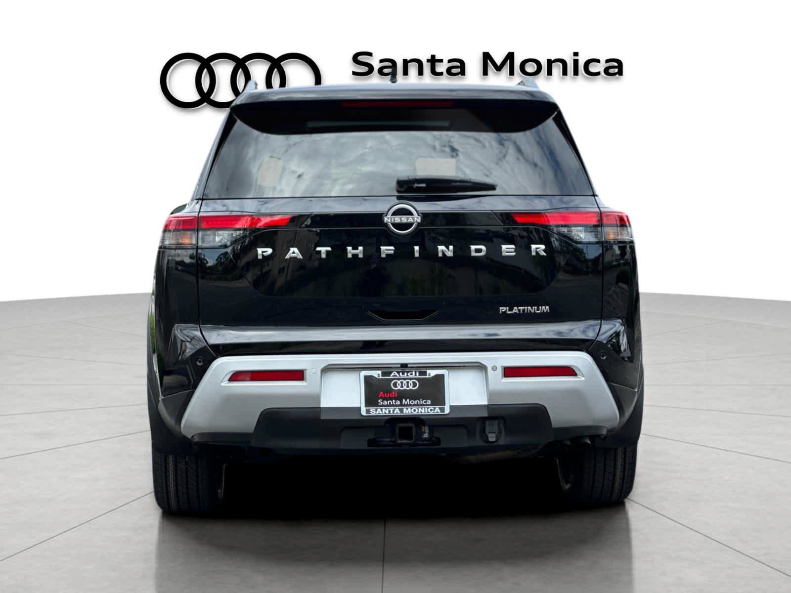Used 2022 Nissan Pathfinder Platinum w/ Cargo Package FWD image 7
