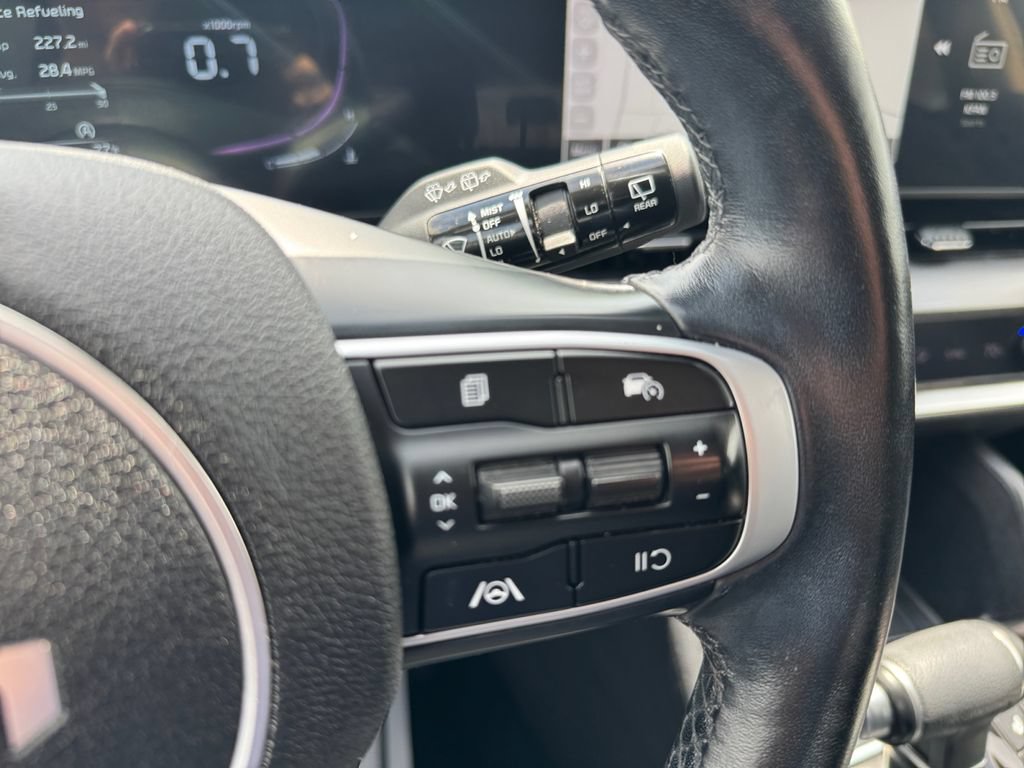 Used 2023 Kia Sportage EX AWD/4WD image 34