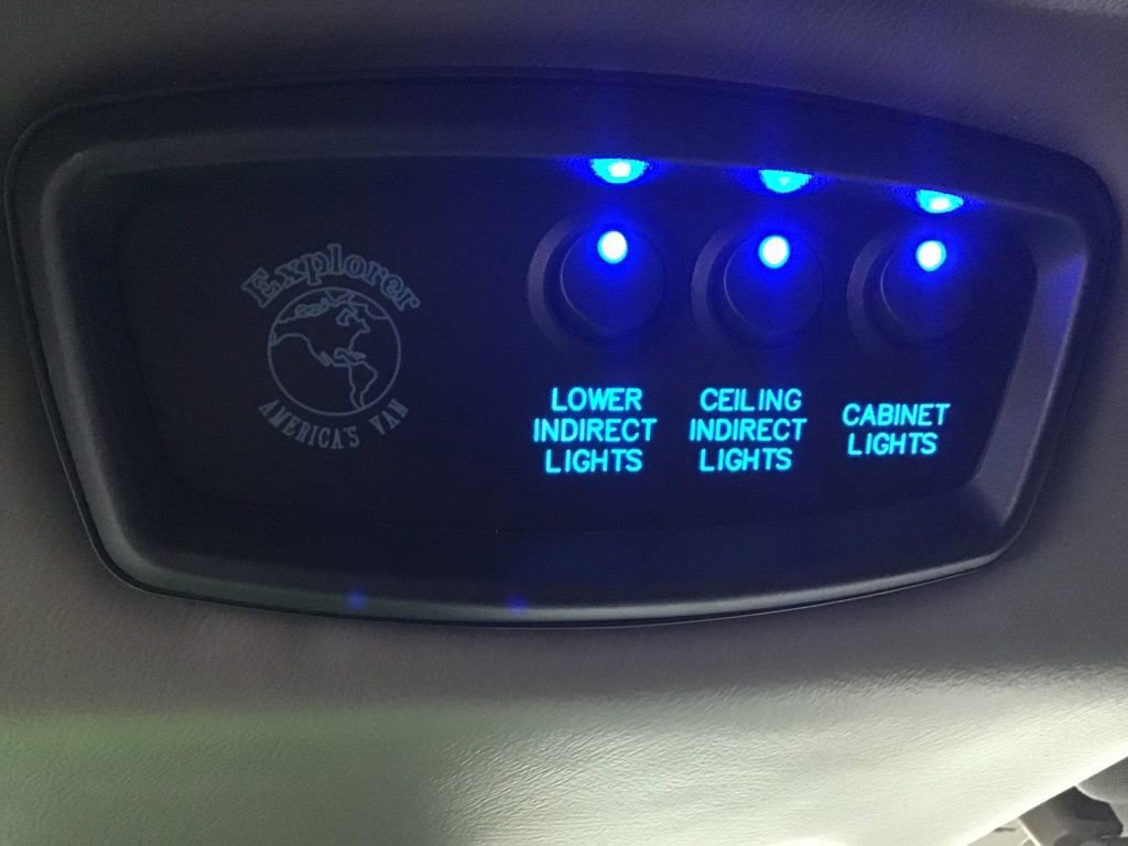 Used 2021 GMC Savana 2500 image 37