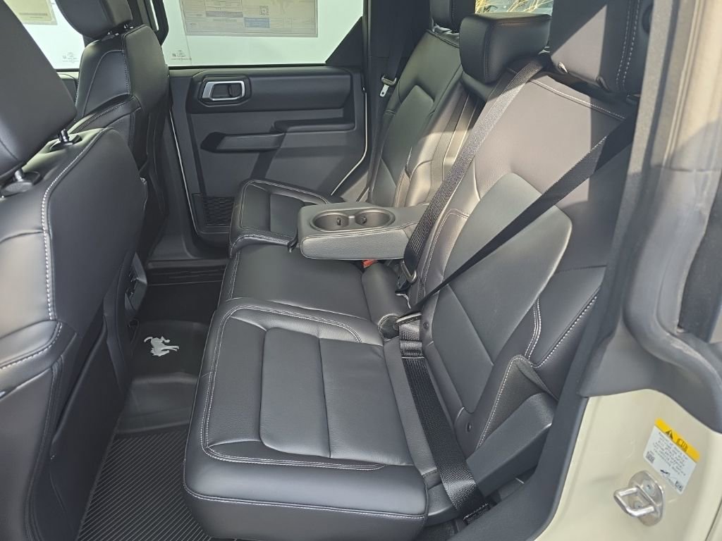 New 2025 Ford Bronco Outer Banks w/ Sasquatch Package image 29