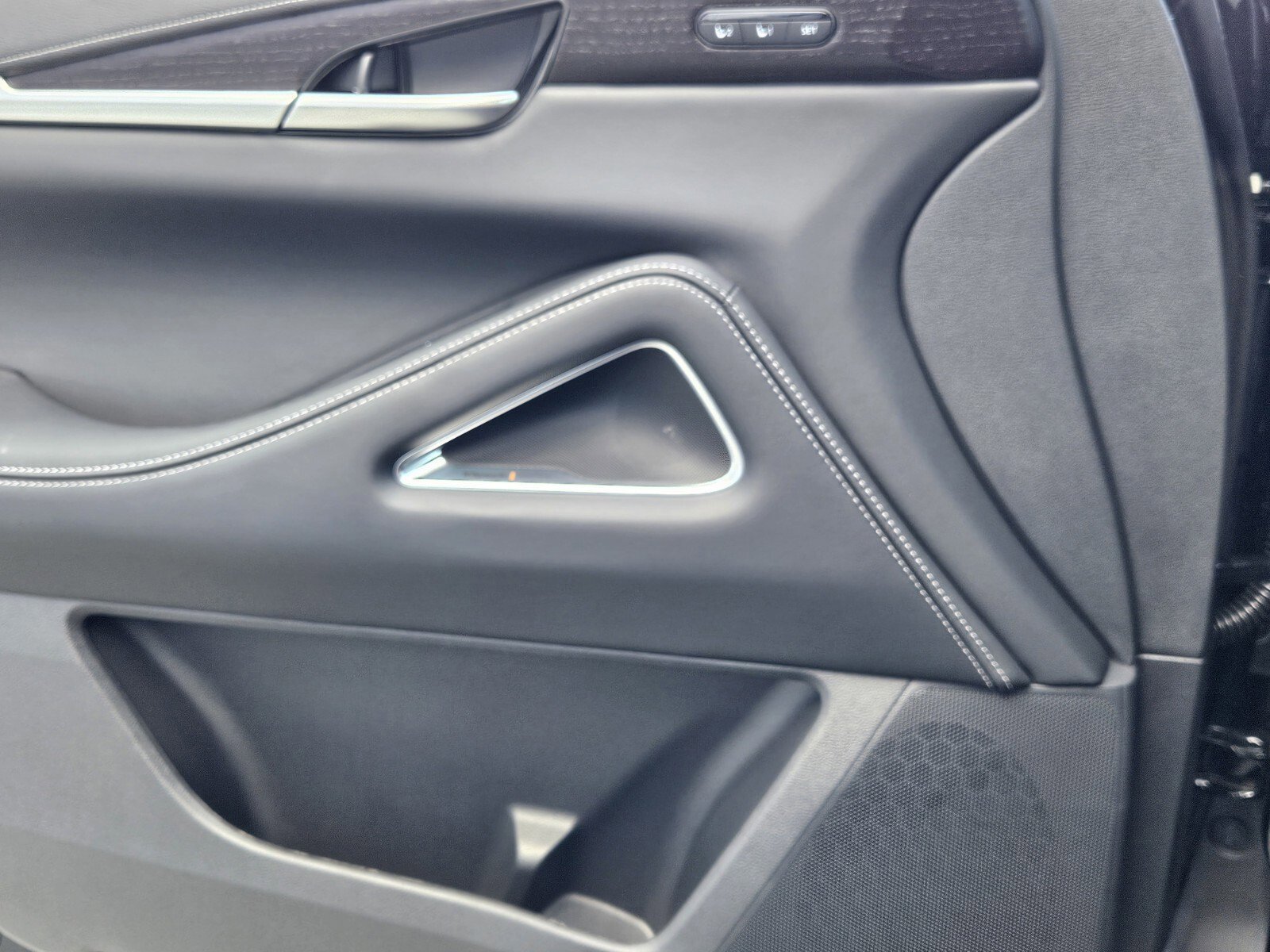 New 2026 INFINITI QX60 Autograph image 25