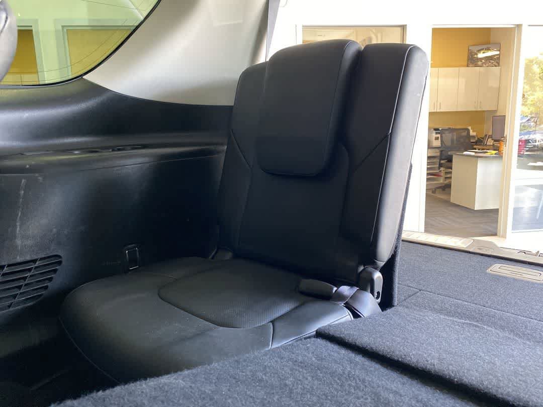 Used 2017 INFINITI QX80 4WD w/ Deluxe Technology Package image 27