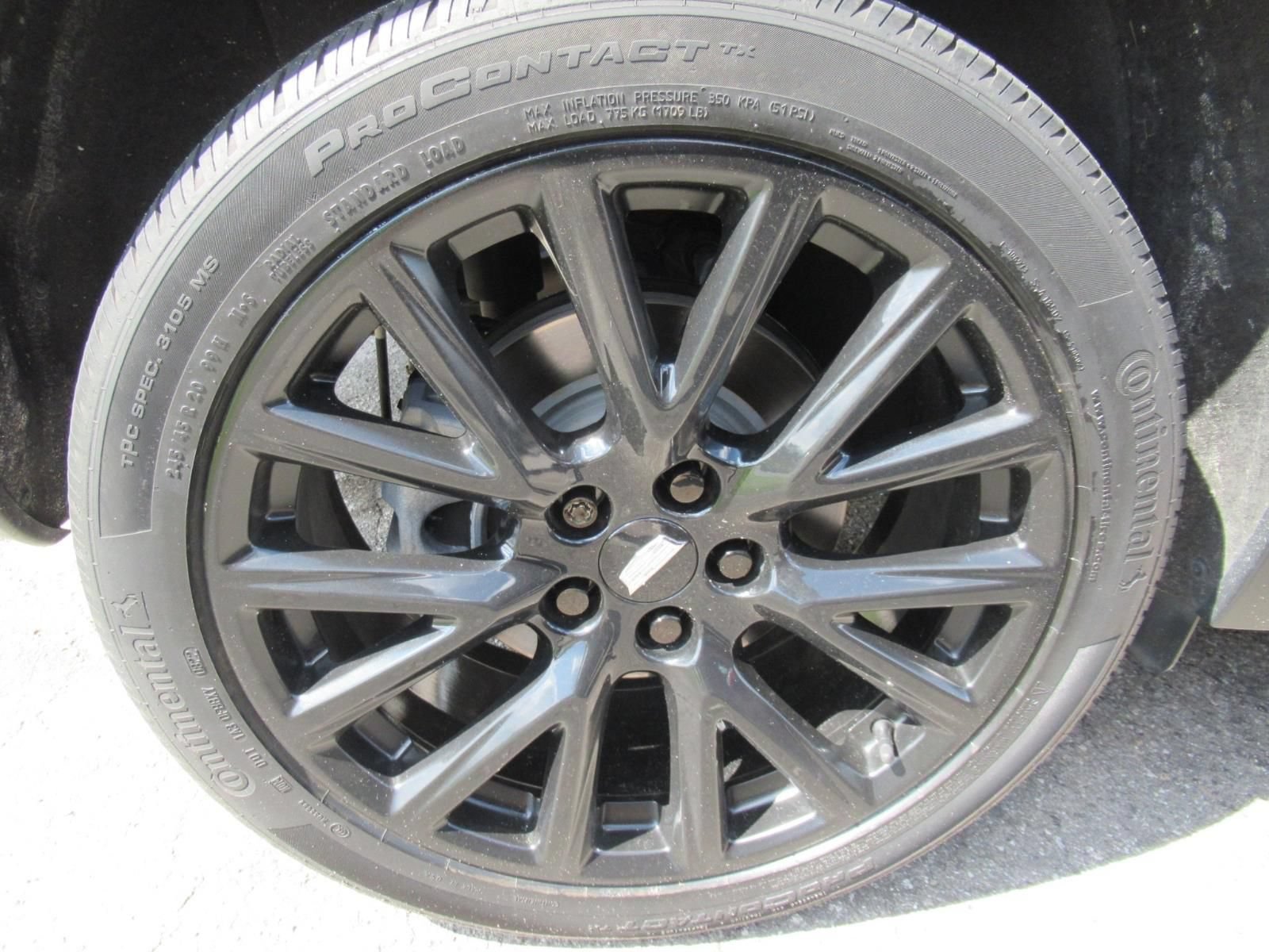 Used 2022 Cadillac XT4 Sport w/ Comfort Package FWD image 5
