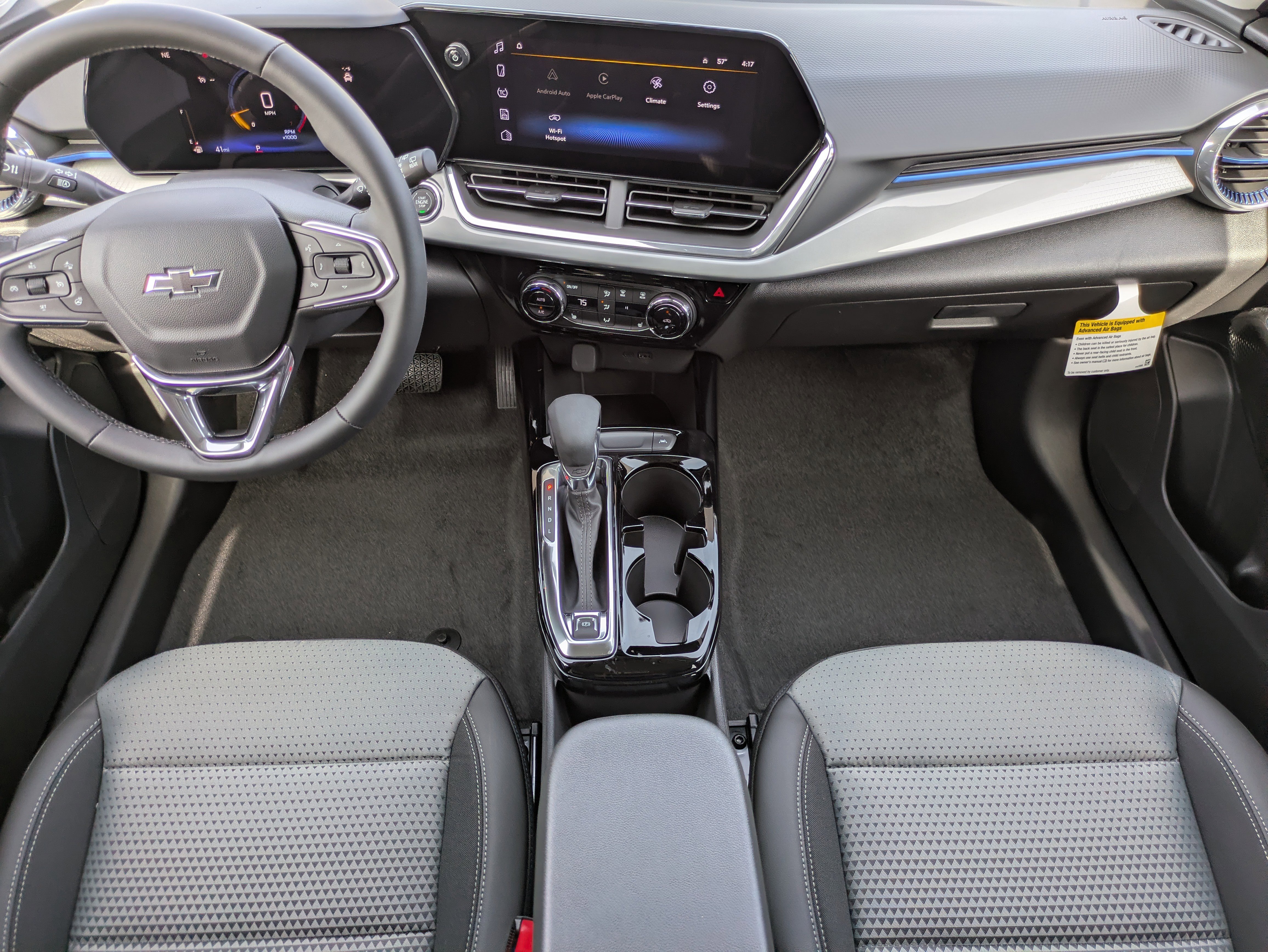 New 2026 Chevrolet Trax LT w/ Midnight Edition image 9