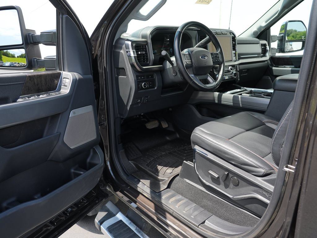 Used 2024 Ford F250 Lariat w/ Chrome Package AWD/4WD image 13