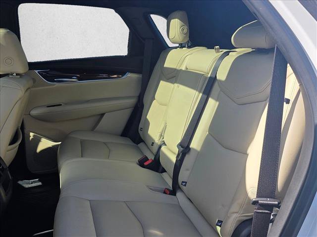 Used 2018 Cadillac XT5 Premium Luxury w/ Driver Assist Package FWD image 13