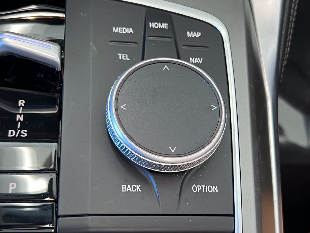 Used 2025 BMW M440i Convertible RWD image 32