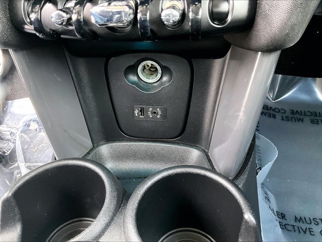 Used 2015 MINI Cooper 2-Door Hardtop FWD image 24