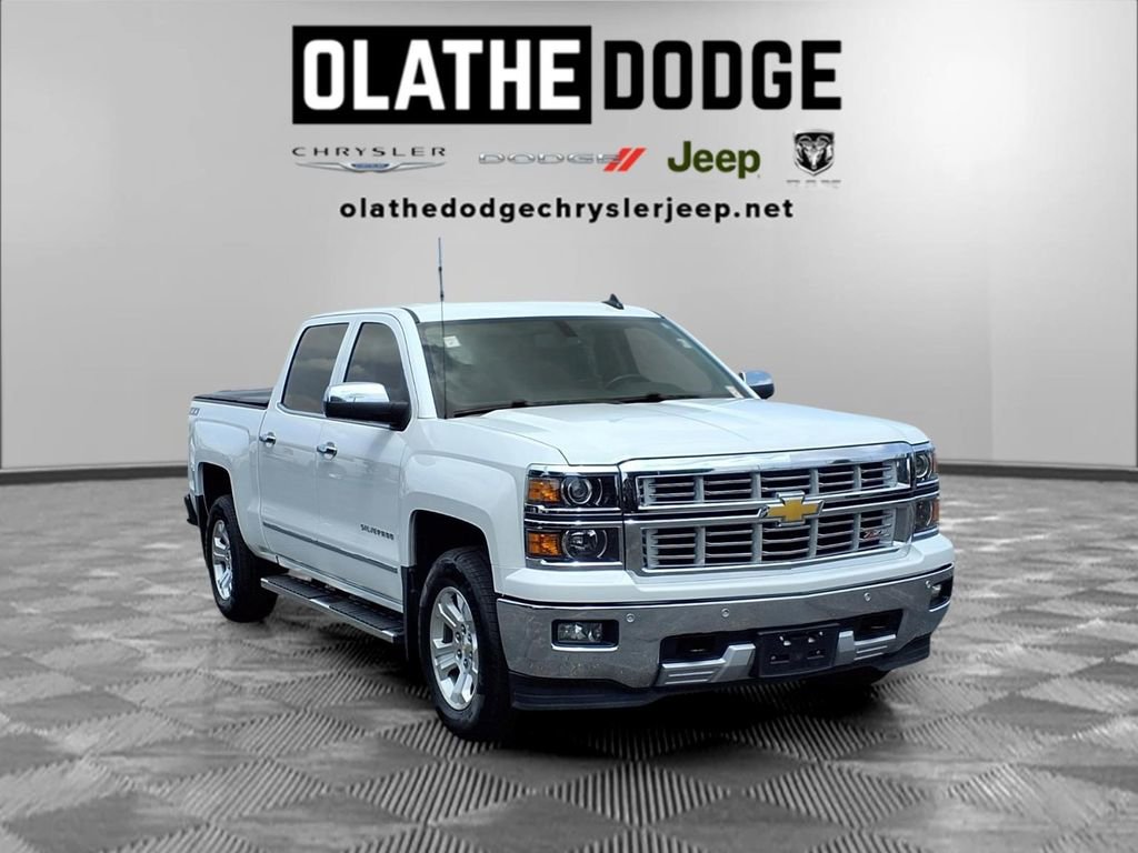 Used 2015 Chevrolet Silverado 1500 LTZ Z71 w/ LTZ Plus Package AWD/4WD image 31