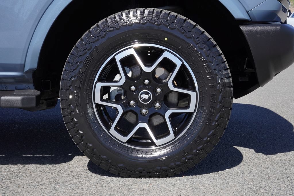 Used 2023 Ford Bronco Outer Banks AWD/4WD image 10