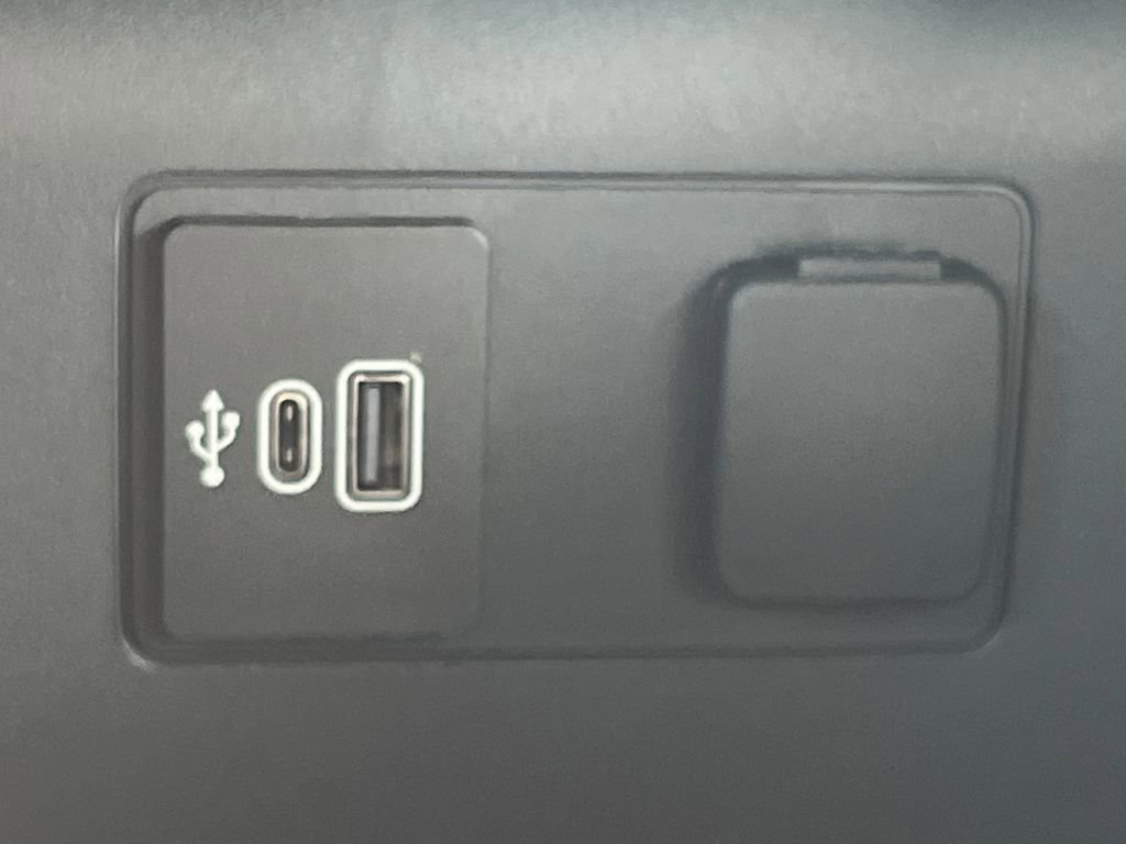 New 2026 Ford Explorer Platinum w/ LUX Leather Package image 13