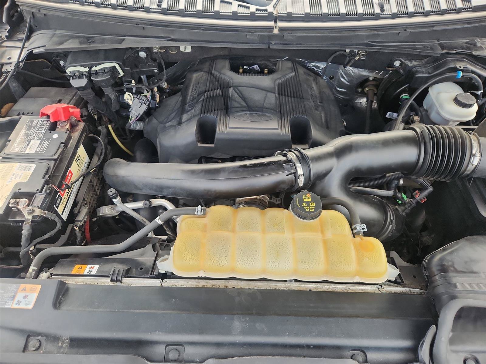 Used 2019 Ford Expedition Limited w/ Equipment Group 302A AWD/4WD image 31