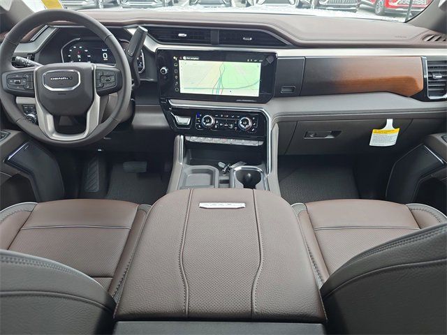 New 2025 GMC Sierra 2500 Denali w/ Denali Reserve Package image 13