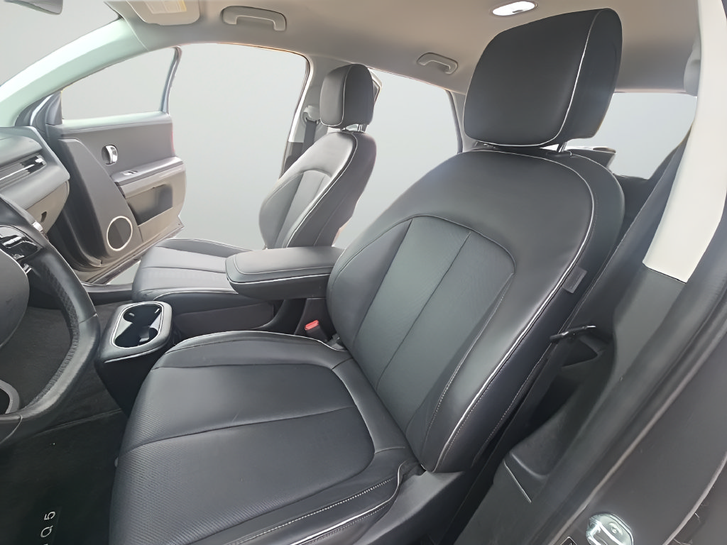 Certified 2023 Hyundai Ioniq 5 SEL w/ Cargo Package AWD/4WD image 15