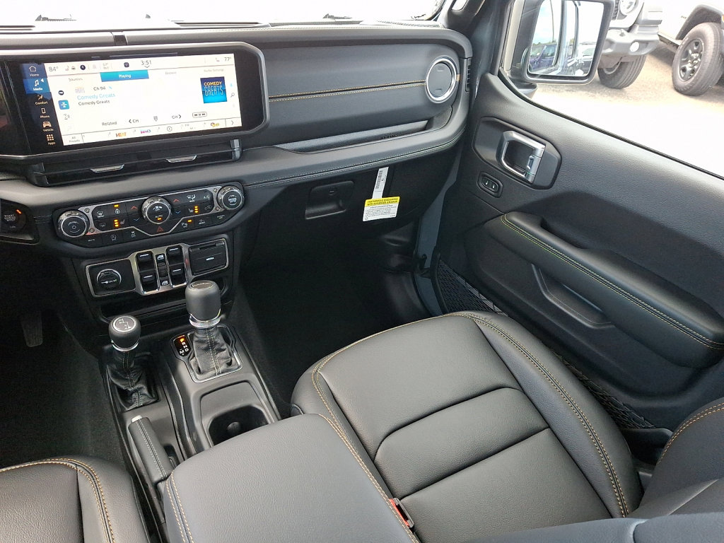 New 2026 Jeep Gladiator Sport image 11