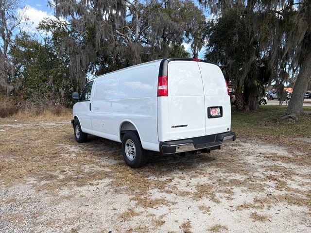 New 2026 Chevrolet Express 2500 w/ Driver Convenience Package RWD image 9