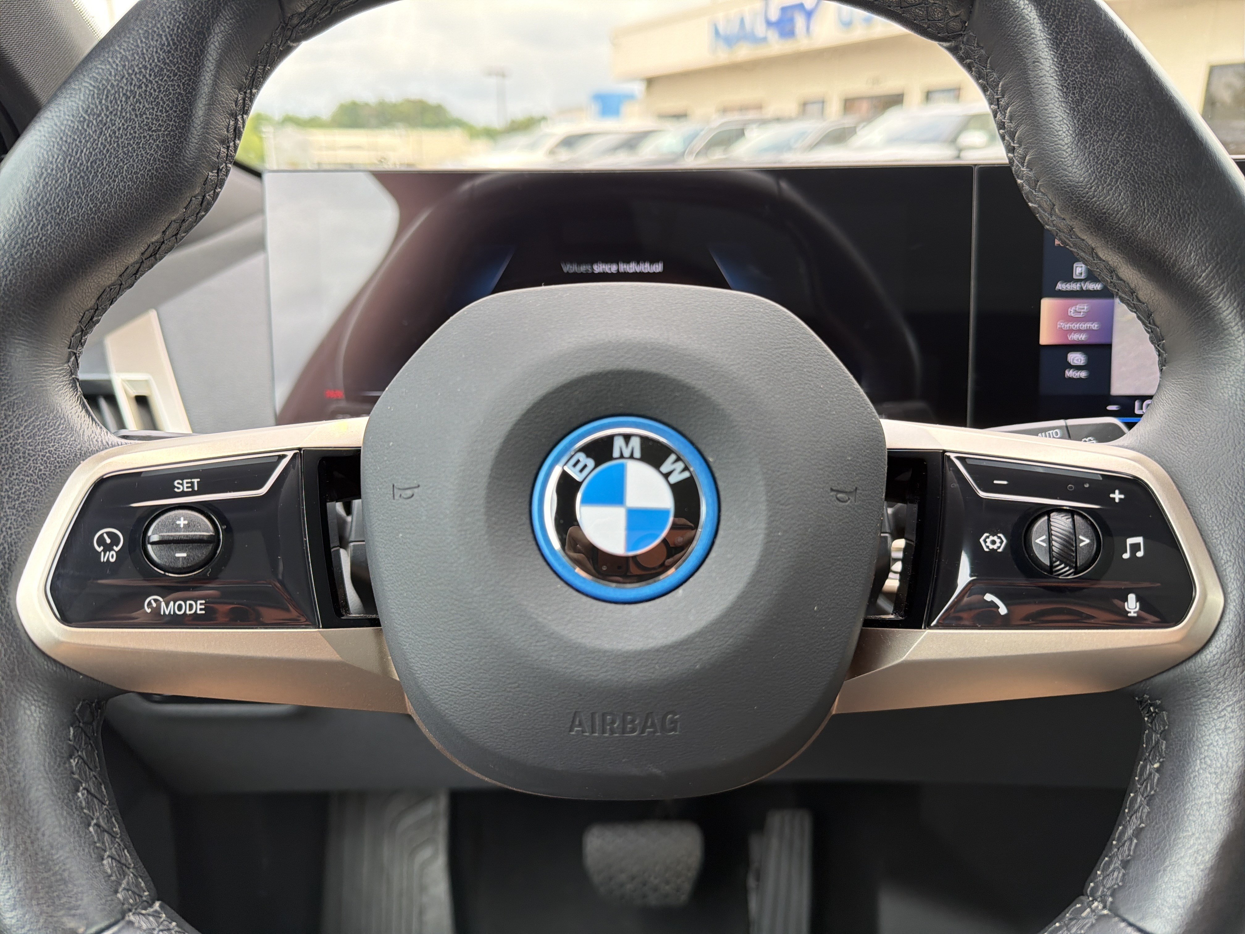 Certified 2024 BMW iX xDrive50 w/ Premium Package AWD/4WD image 9
