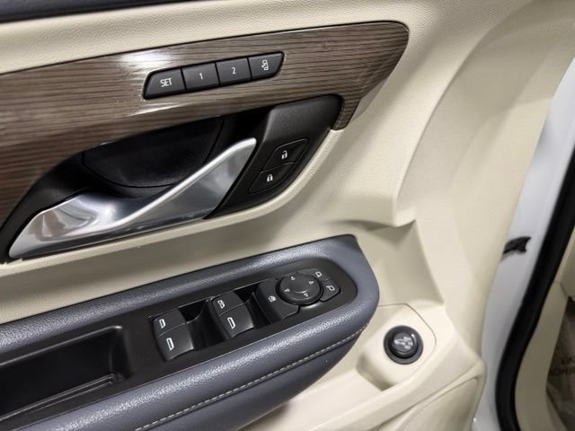 Used 2023 GMC Terrain Denali w/ LPO, Floor Liner Package AWD/4WD image 22
