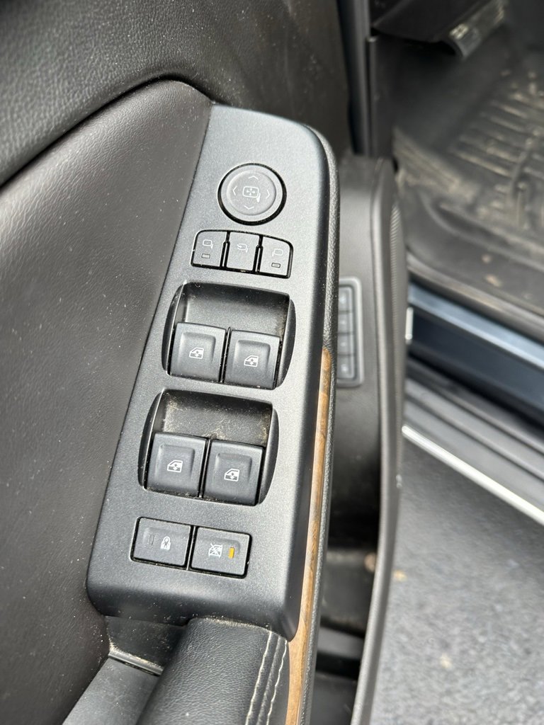 Used 2019 GMC Yukon Denali w/ Open Road Package image 7